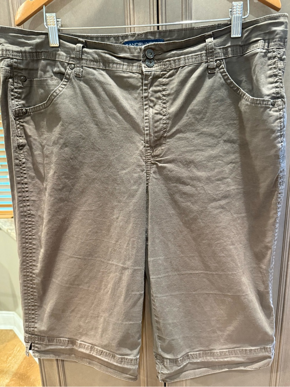 Bandolinoblu Woman 16W Bermuda Shorts in Washed Brown